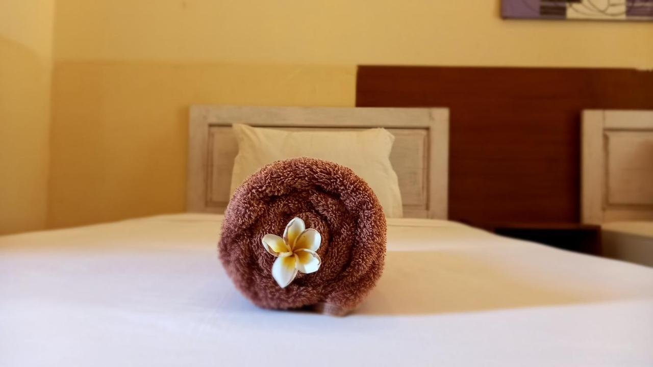 Wisma Bunda Gili Trawangan Exteriör bild